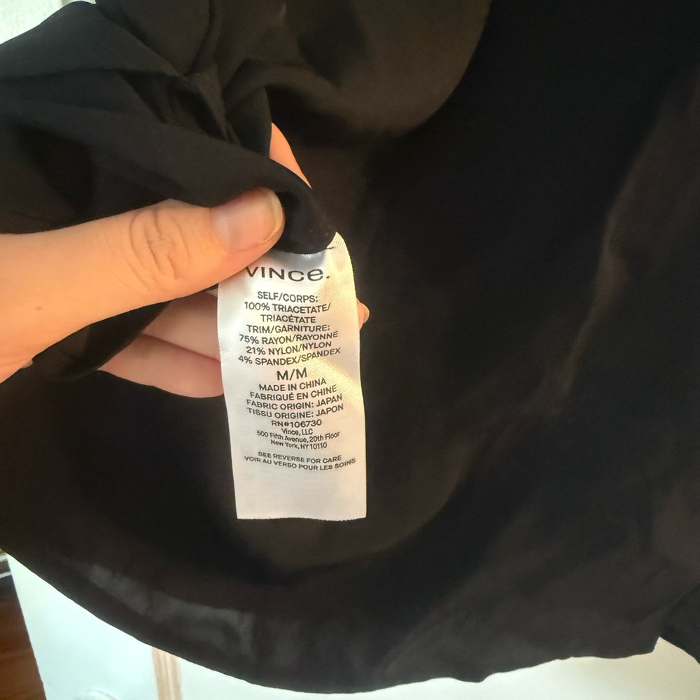 Vince Black Ribbed Collar Top - Picture 4 of 4